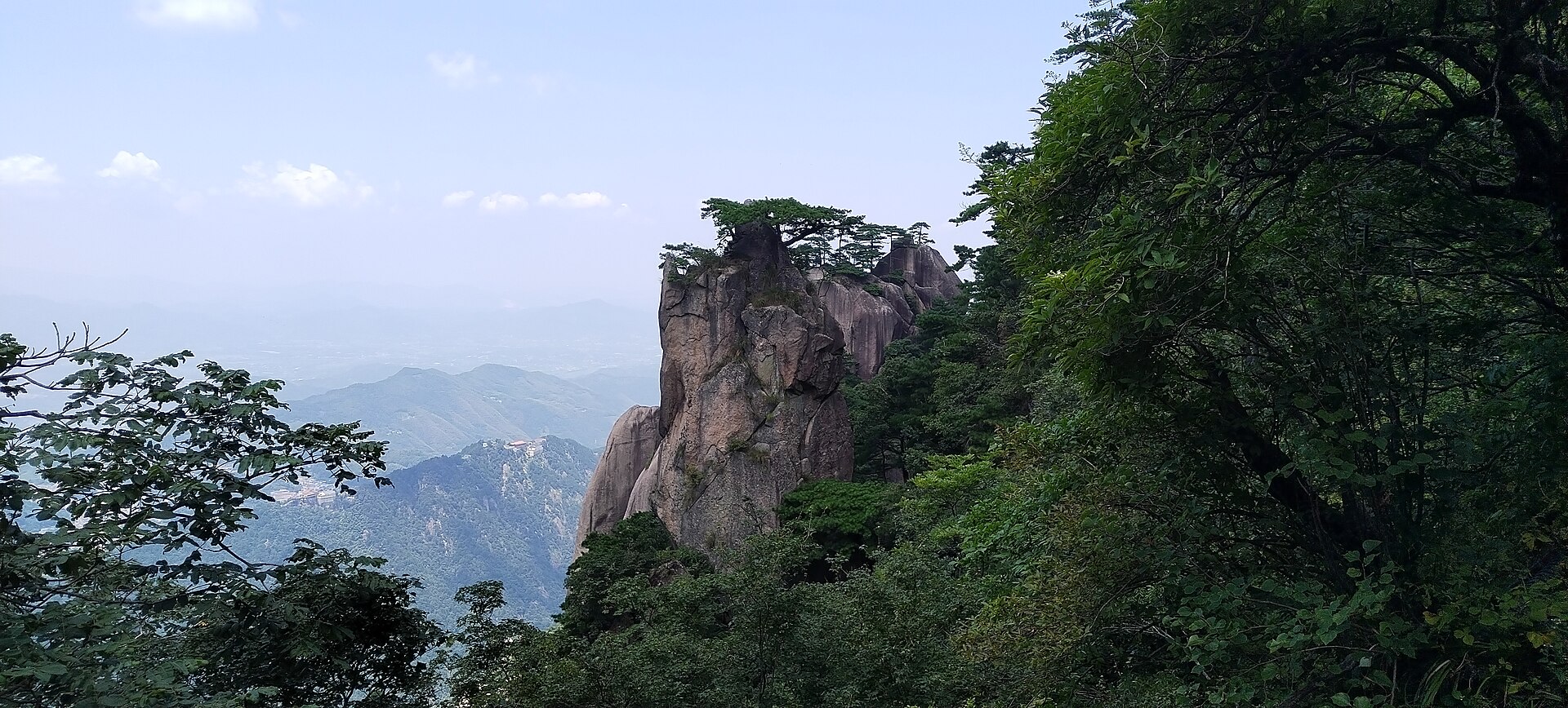 九华山